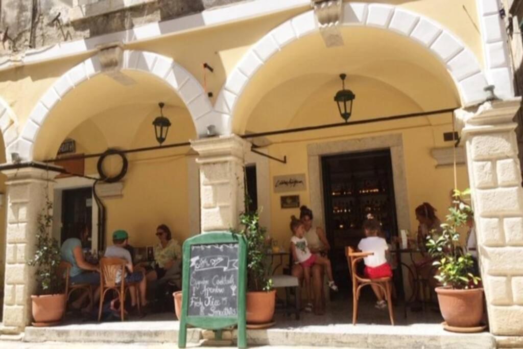 Marialena Flat /Corfu Historical Center/Porta Remounda Daire Dış mekan fotoğraf